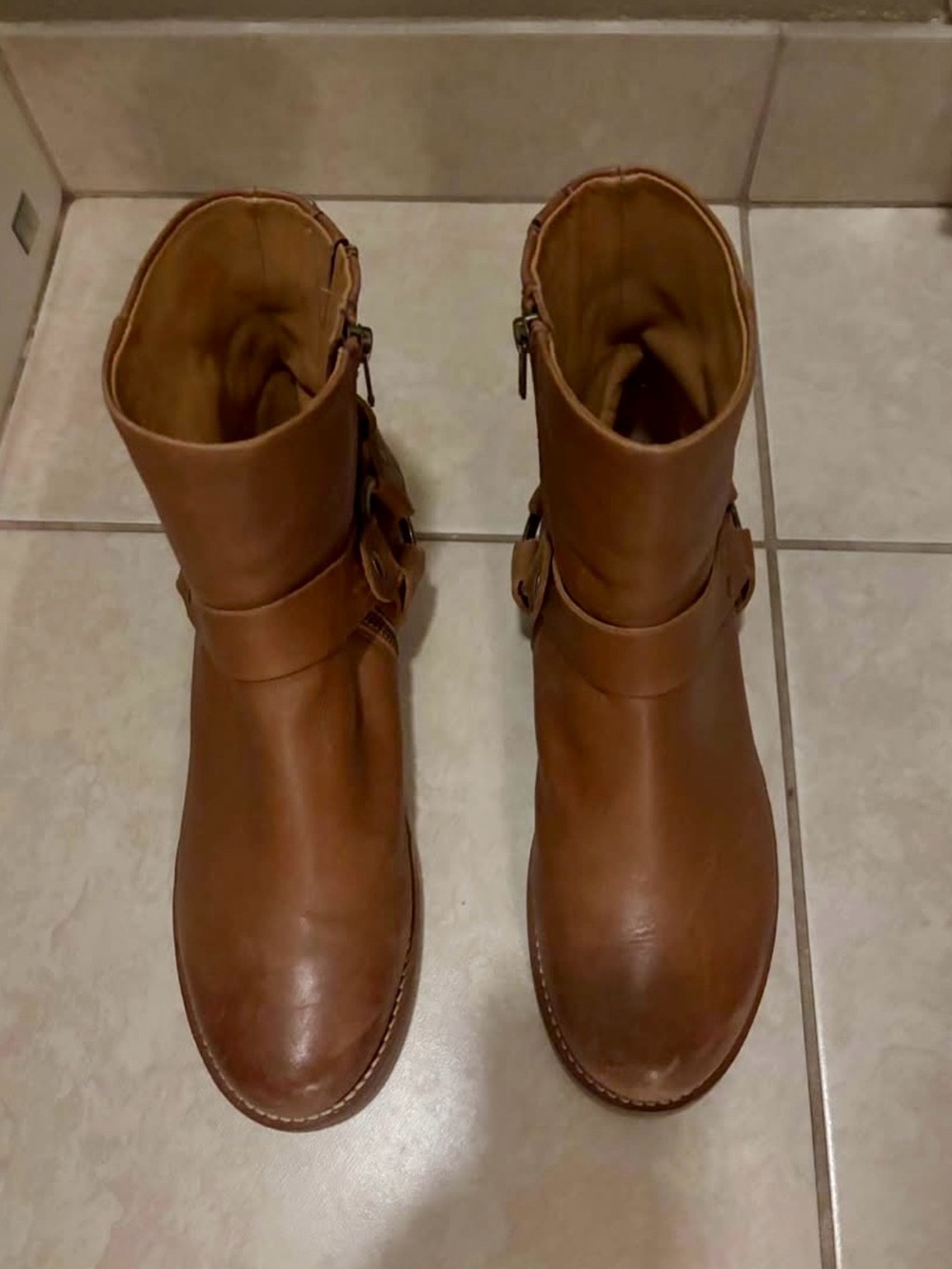 Women’s Frye Classic Brown Leather Ankle Booties Sz 11